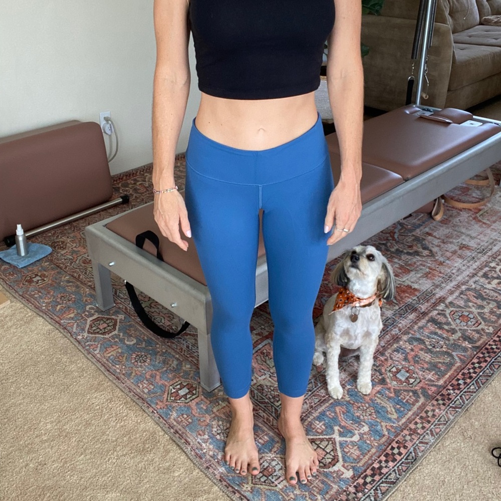 Lululemon 3/4 blue legging